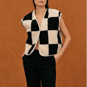 NWOT - Source Unknown - Checker Shearling Vest - O/S
